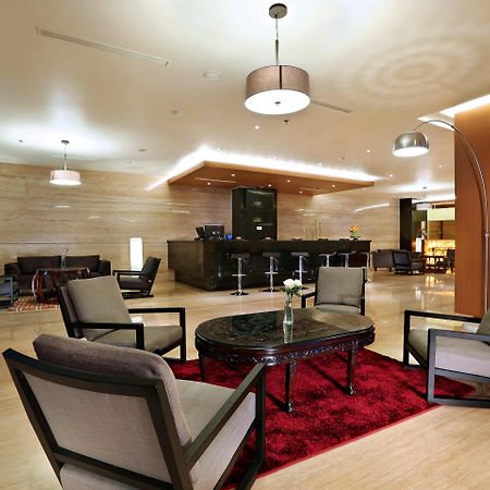 Golden City Hotel And Convention Center - Chse Certified Semarang Kültér fotó